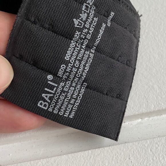 Bali Passion For Comfort Smoothing Light Lift Bra - Picture 7 of 8